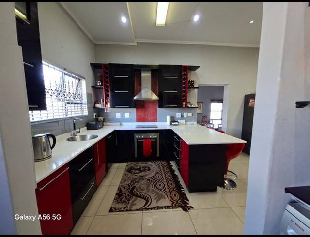 3 BEDROOM HOUSE FOR SALE IN KYALAMI